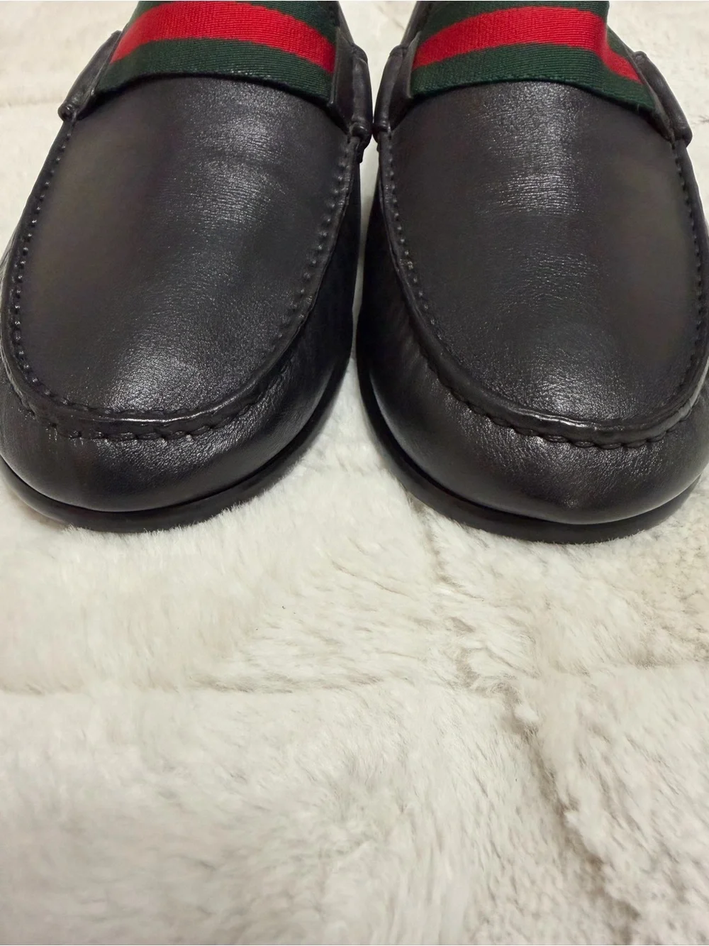 LIKE NEW! $995 Gucci Black Leather Loafers Web Strap Green Red Accent 9
